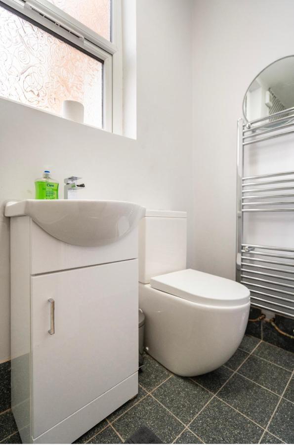 شقة Luxury Flat In Moseley With Free Parking برمنغهام المظهر الخارجي الصورة